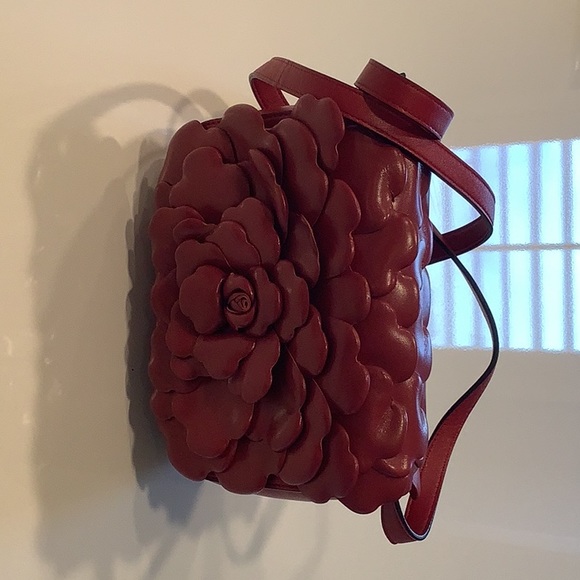 Deep red Valentino bag - Picture 4 of 9